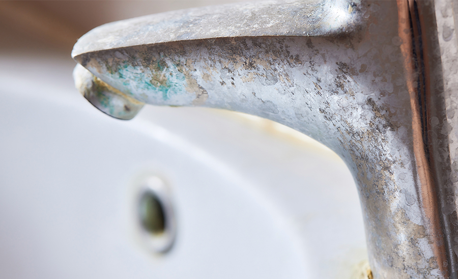Cómo eliminar la cal del agua de forma definitiva